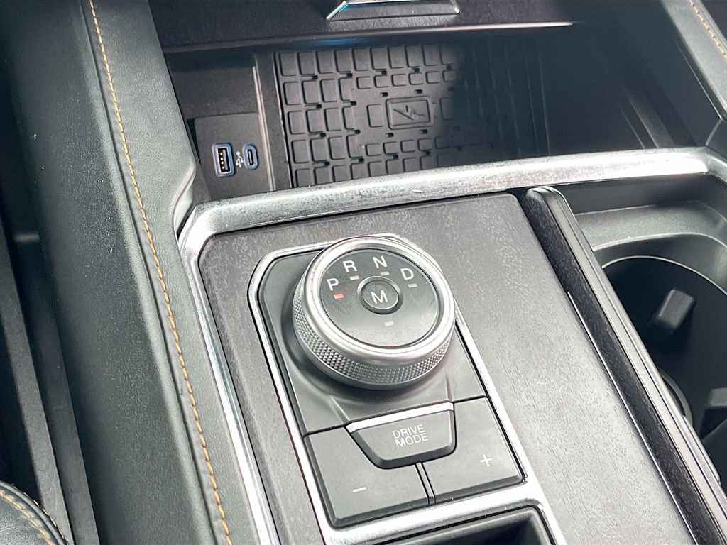 Used 2023 Ford Expedition Max Platinum image 17