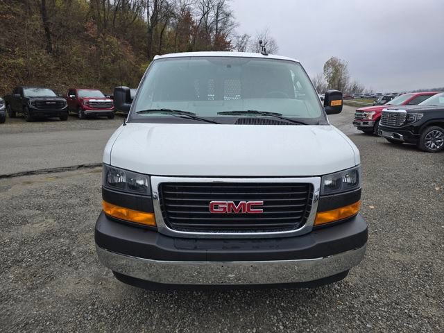 Used 2024 GMC Savana 2500 w/ Driver Convenience Package image 8