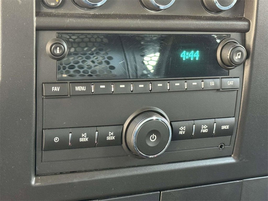 Used 2024 GMC Savana 2500 Work Van w/ Driver Convenience Package image 4