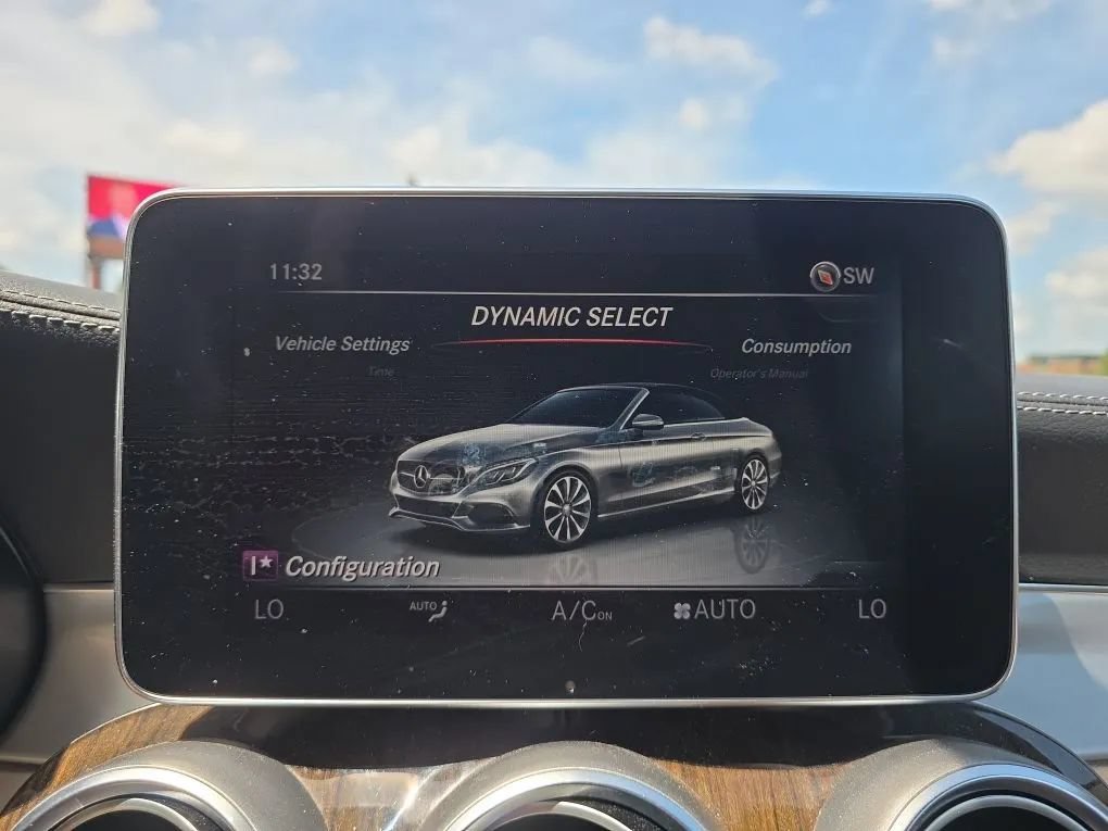 Used 2017 Mercedes-Benz C 300 4MATIC Cabriolet image 27