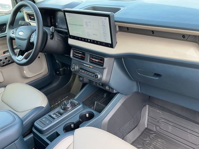 New 2025 Ford Maverick Lariat w/ 4K Tow Package image 17