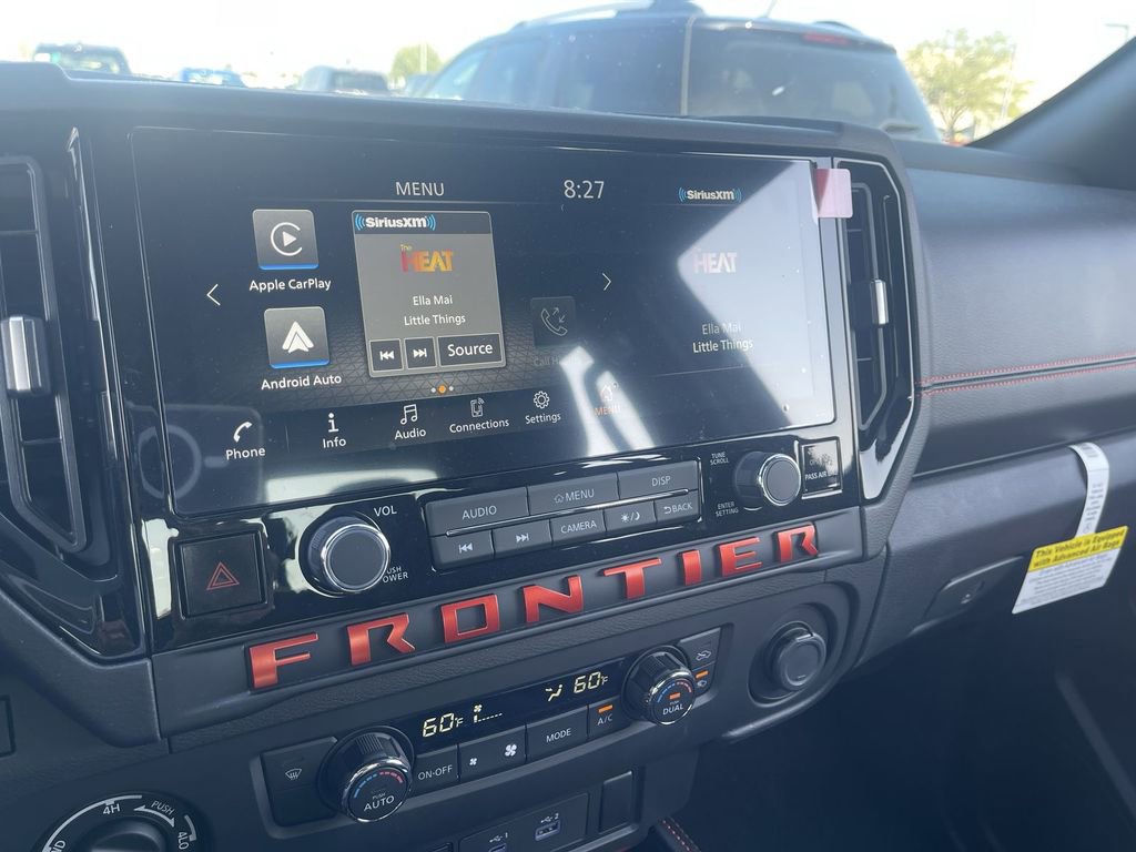 Used 2025 Nissan Frontier PRO-4X image 25