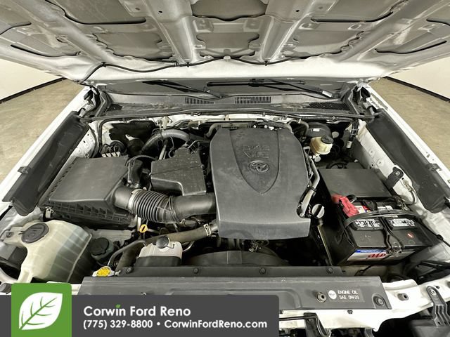 Used 2017 Toyota Tacoma SR5 w/ Tow Package AWD/4WD image 28