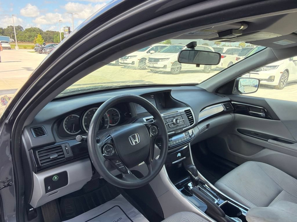 Used 2016 Honda Accord LX image 9