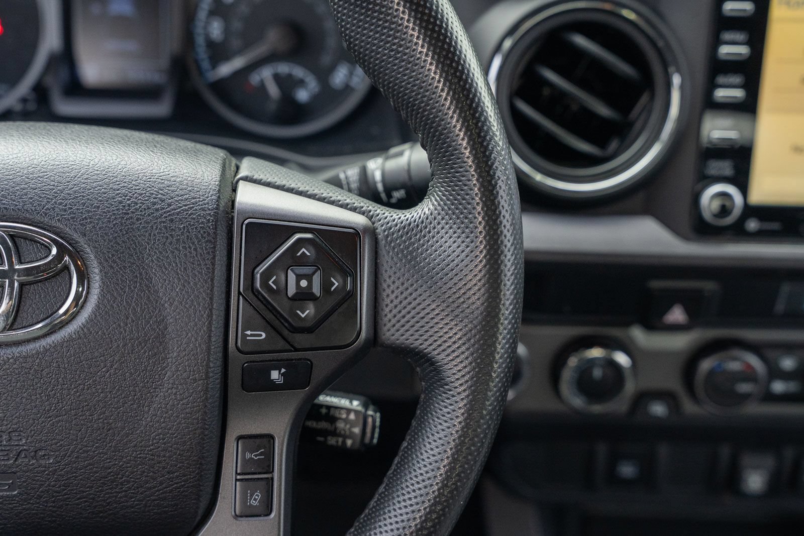 Used 2021 Toyota Tacoma TRD Off-Road AWD/4WD image 27