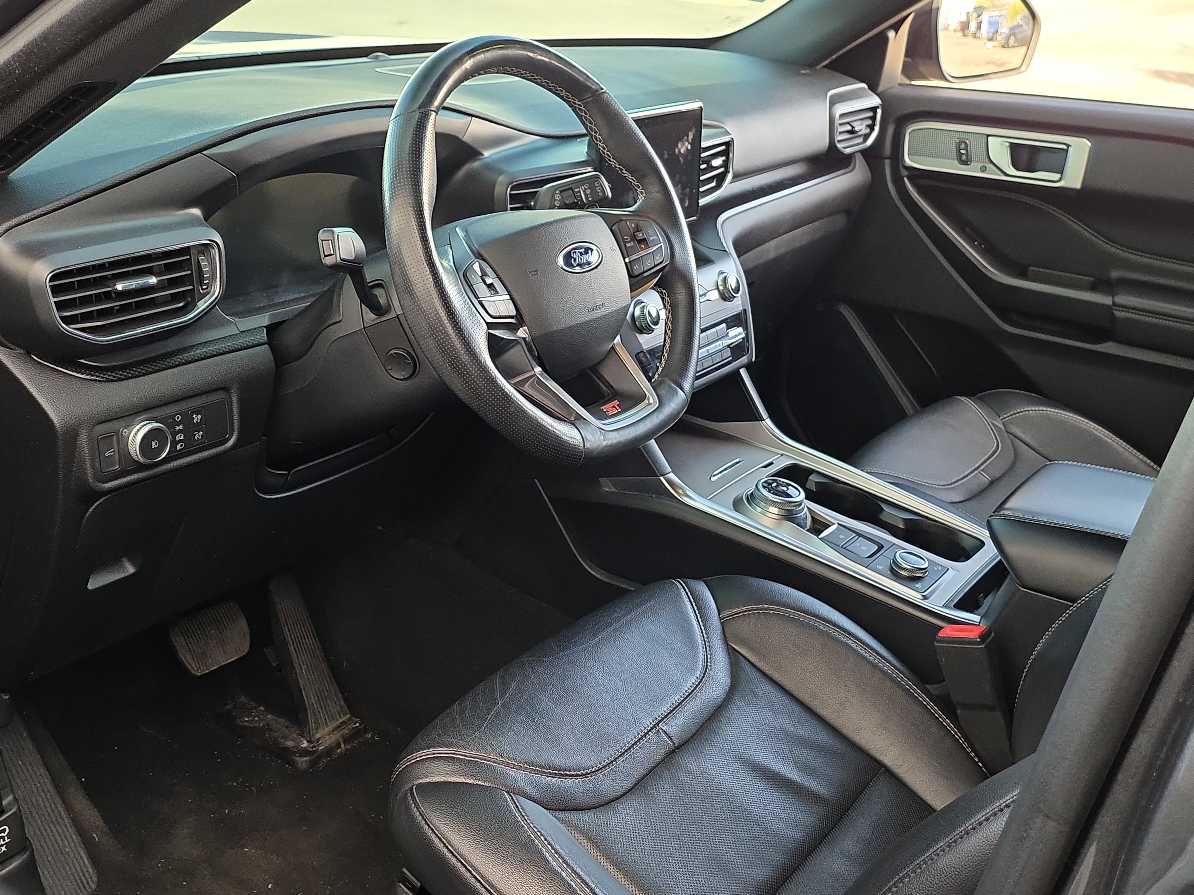 Used 2020 Ford Explorer ST image 13