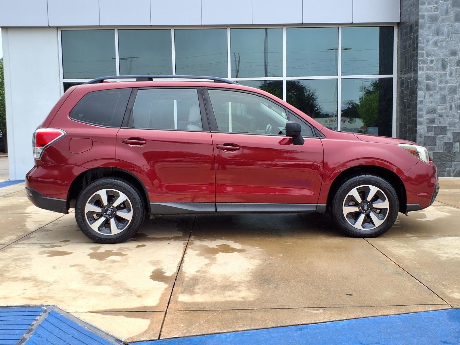 Used 2017 Subaru Forester 2.5i w/ Alloy Wheel Package AWD/4WD image 25