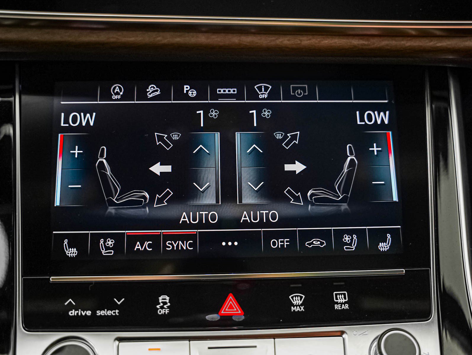 Certified 2025 Audi Q8 Prestige AWD/4WD image 16