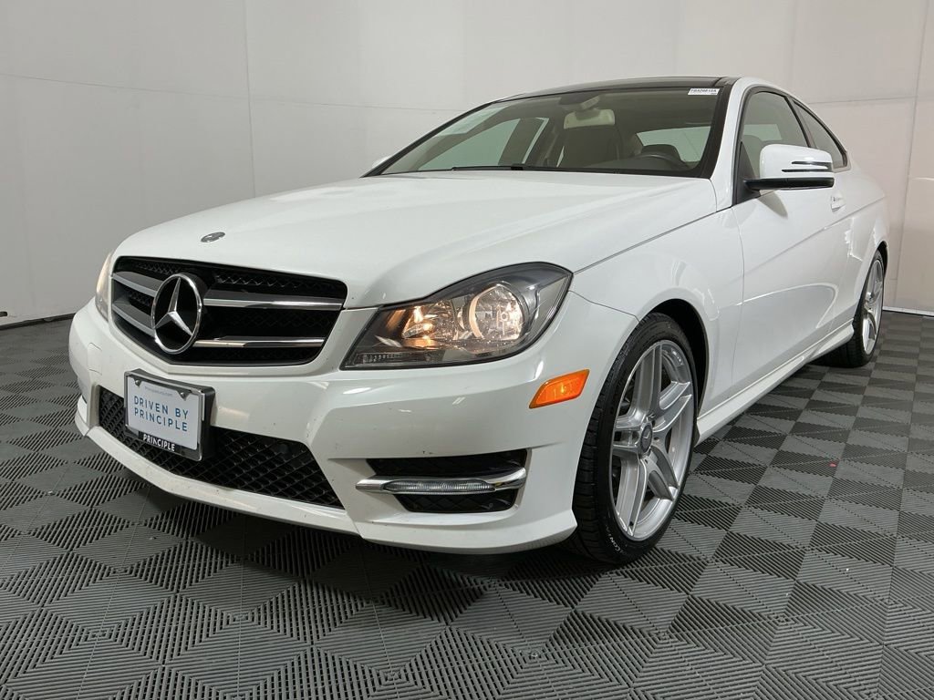 Used 2015 Mercedes-Benz C 250 Coupe image 2