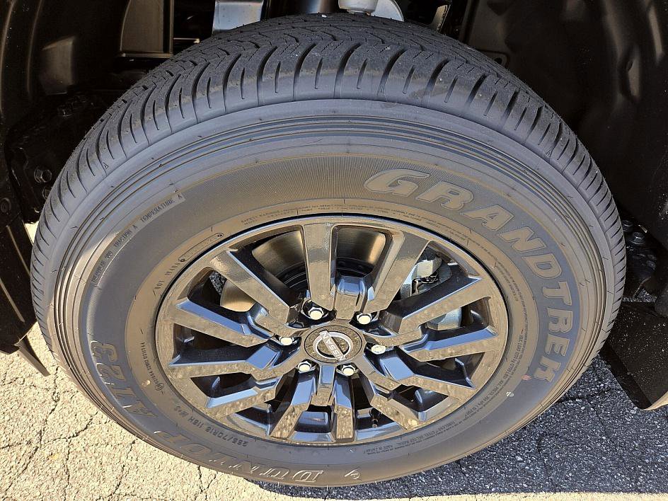 New 2025 Nissan Armada SV image 14