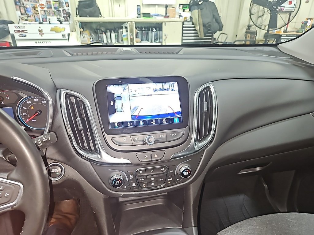 Used 2023 Chevrolet Equinox LT image 18