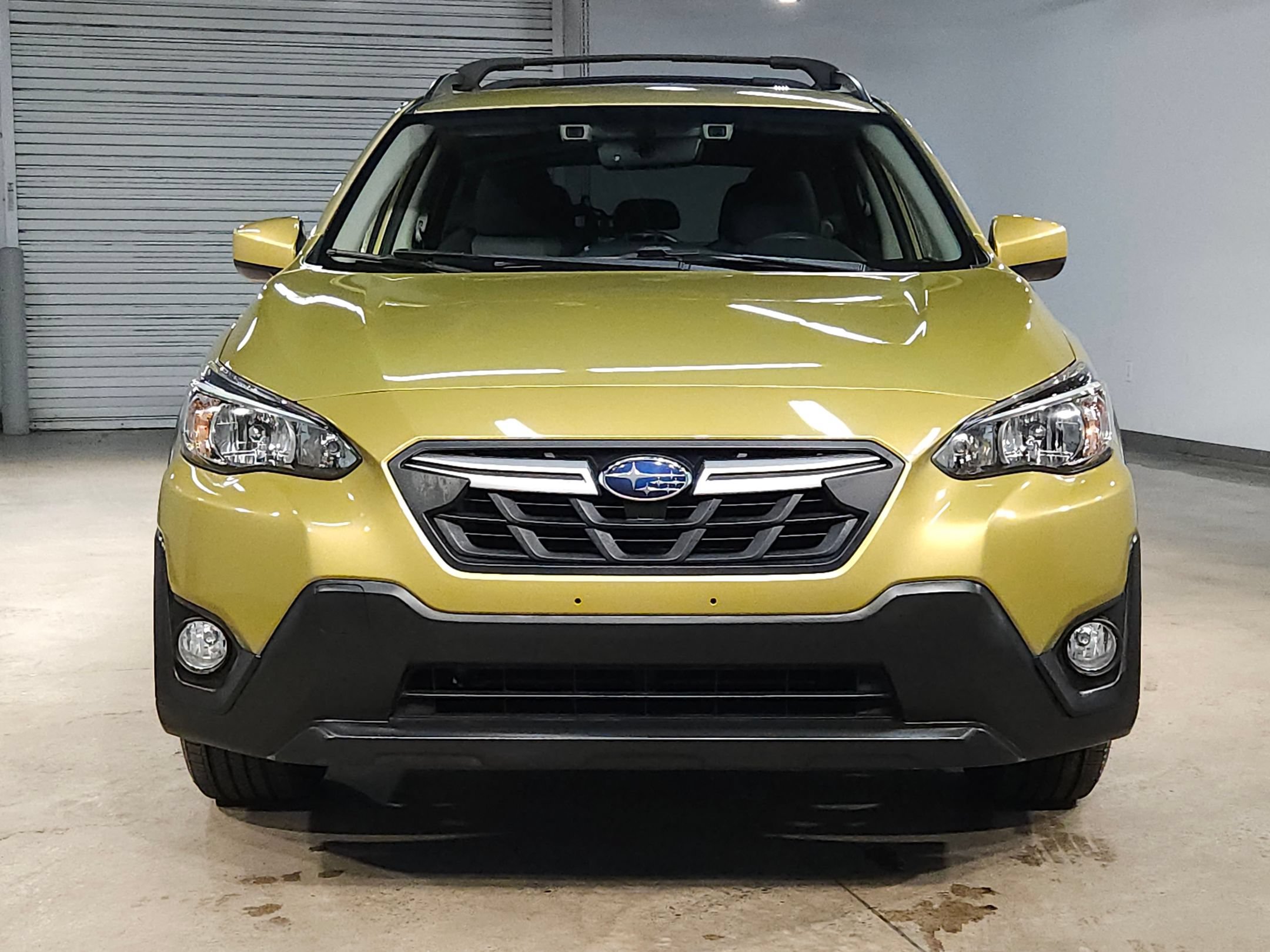 Used 2021 Subaru Crosstrek 2.0i Premium AWD/4WD image 2