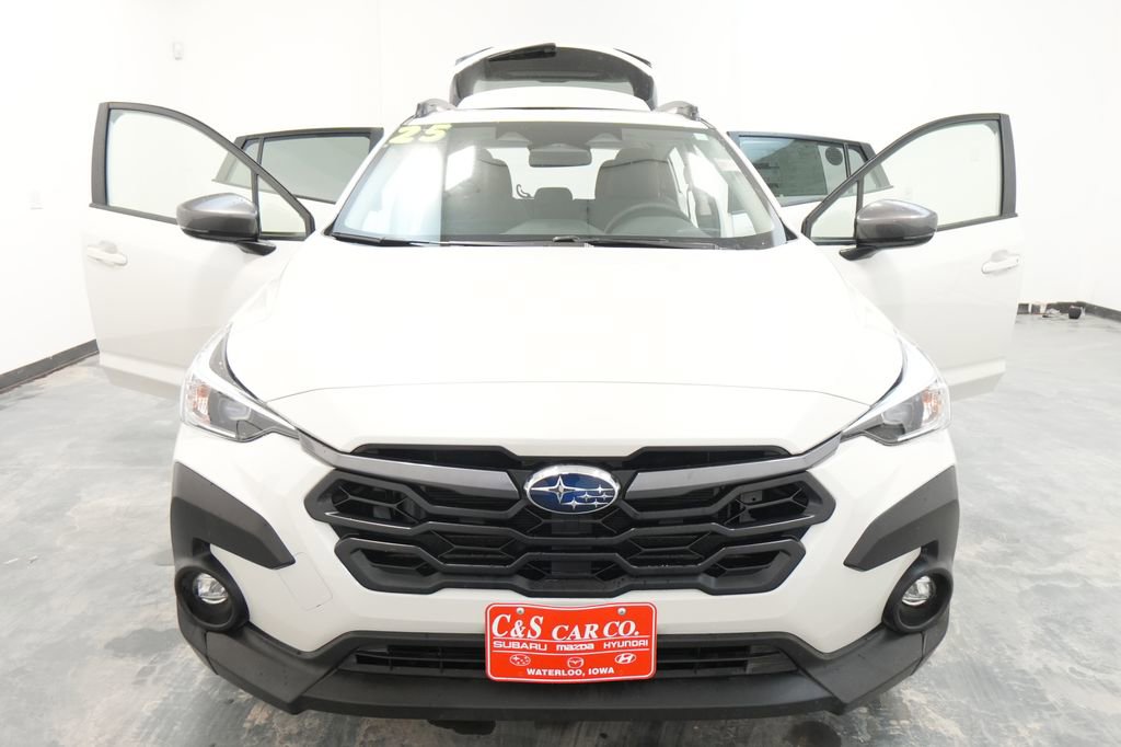 Used 2025 Subaru Crosstrek 2.0i Premium image 31