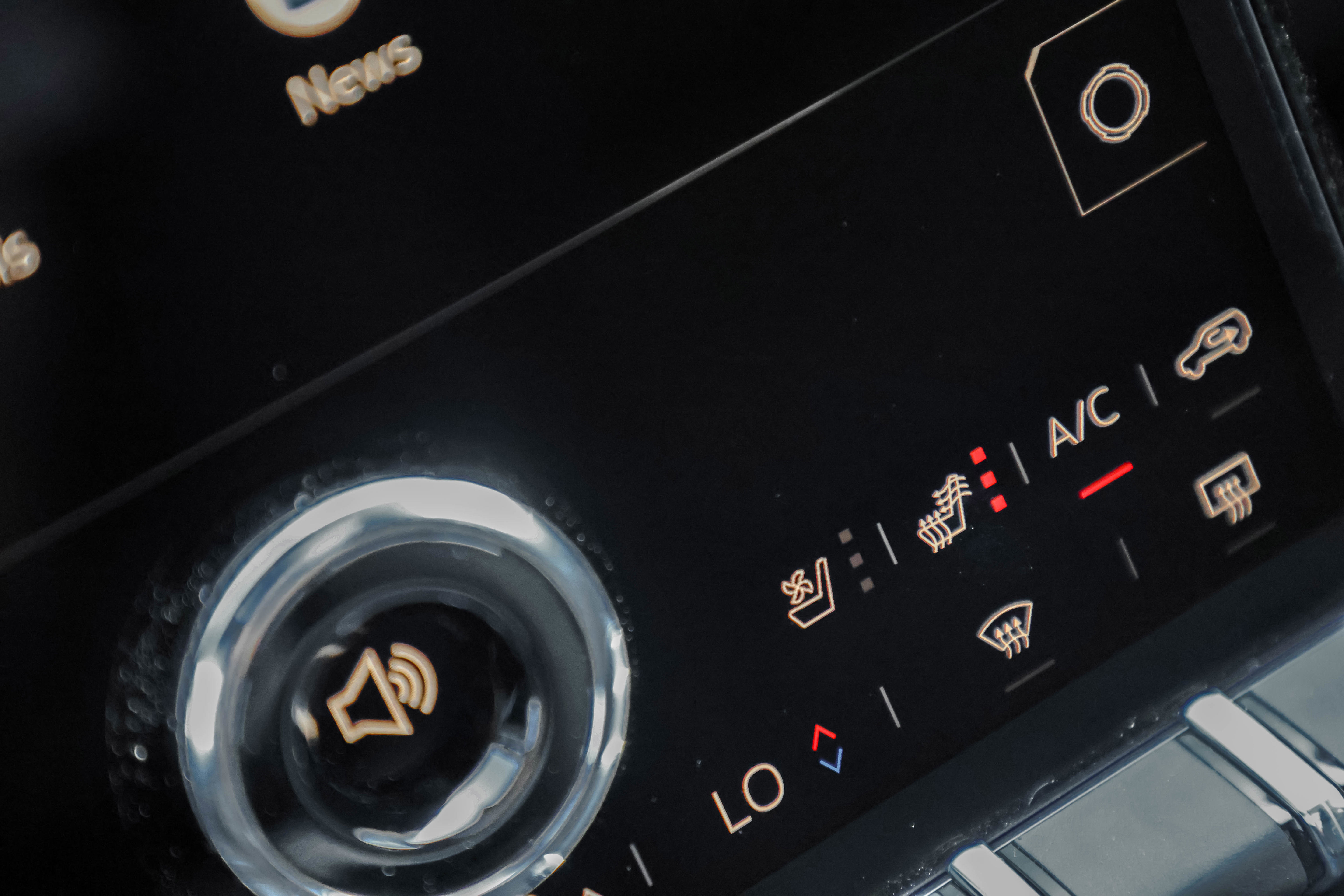 New 2026 GMC Terrain AT4 w/ Convenience Package III image 41