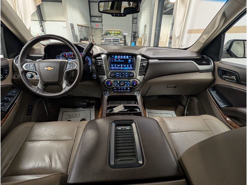 Used 2017 Chevrolet Suburban Premier image 9