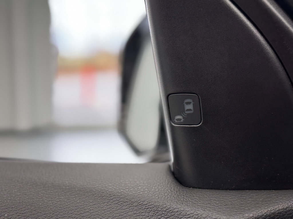 Used 2019 Acura MDX SH-AWD w/ Technology Package image 13