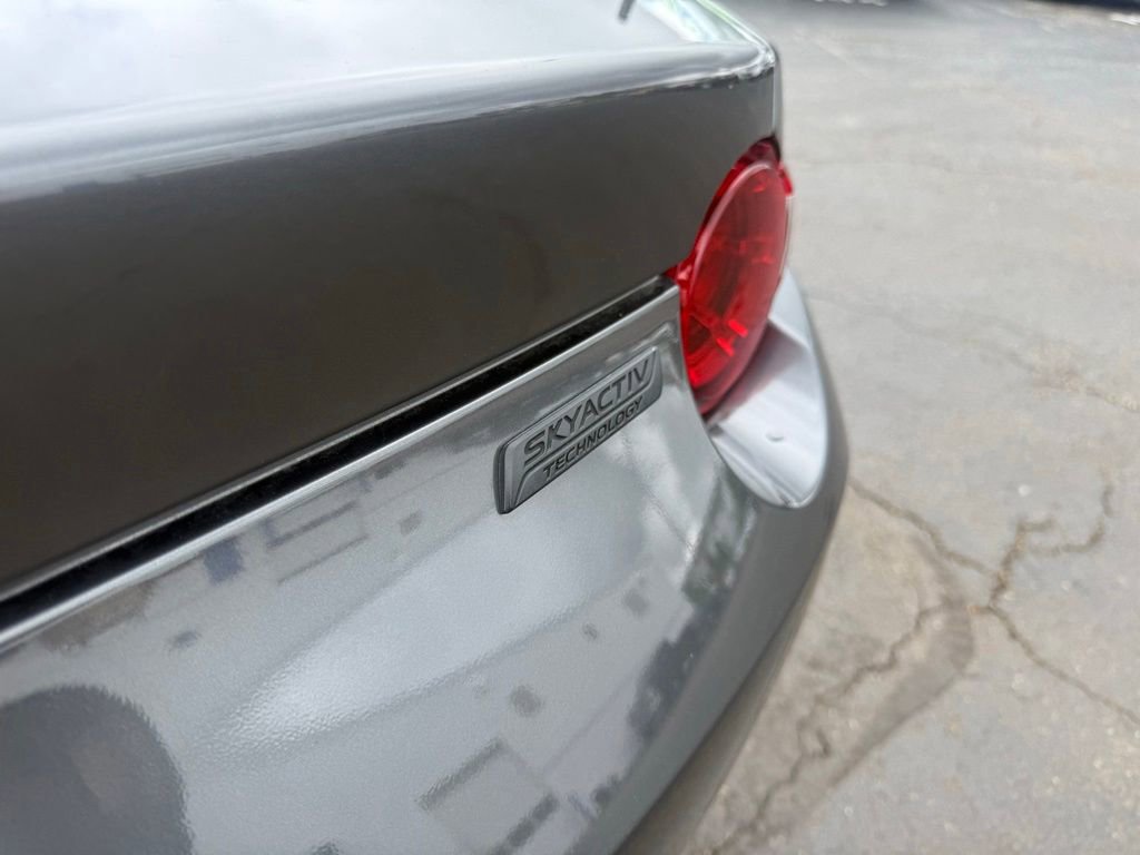Used 2019 MAZDA MX-5 Miata RF Grand Touring RWD image 49