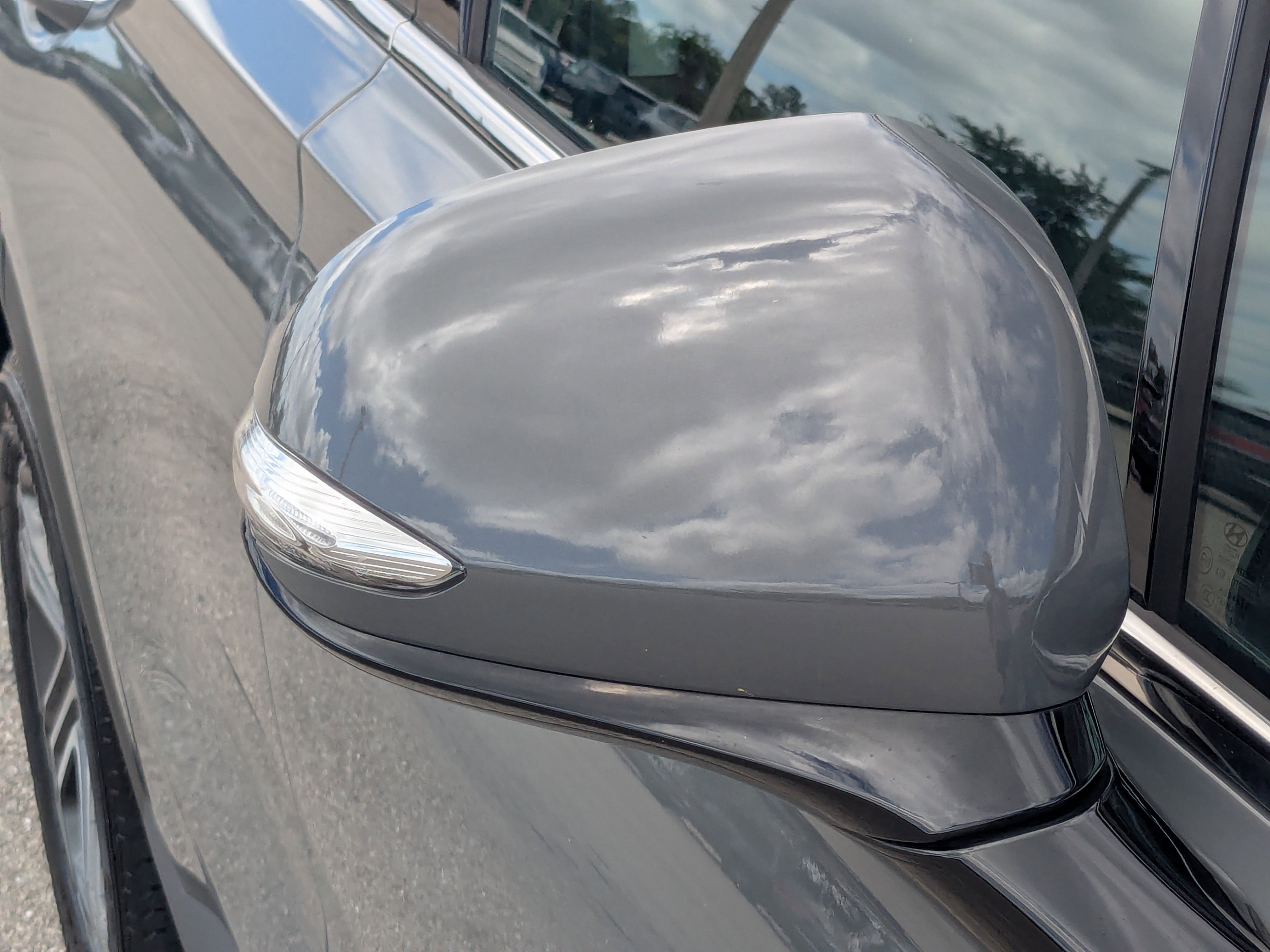Used 2023 Hyundai Santa Fe SEL FWD image 13