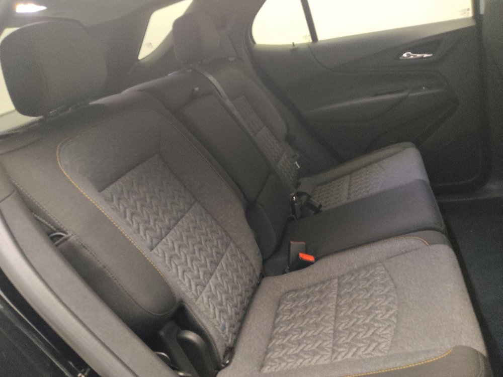 Used 2024 Chevrolet Equinox LT FWD image 19