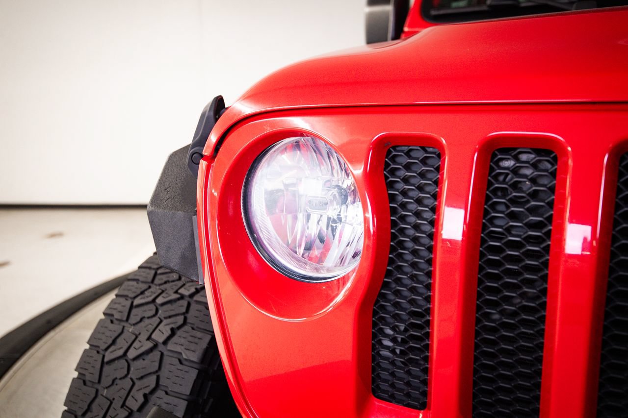 Used 2018 Jeep Wrangler Unlimited Sport AWD/4WD image 13