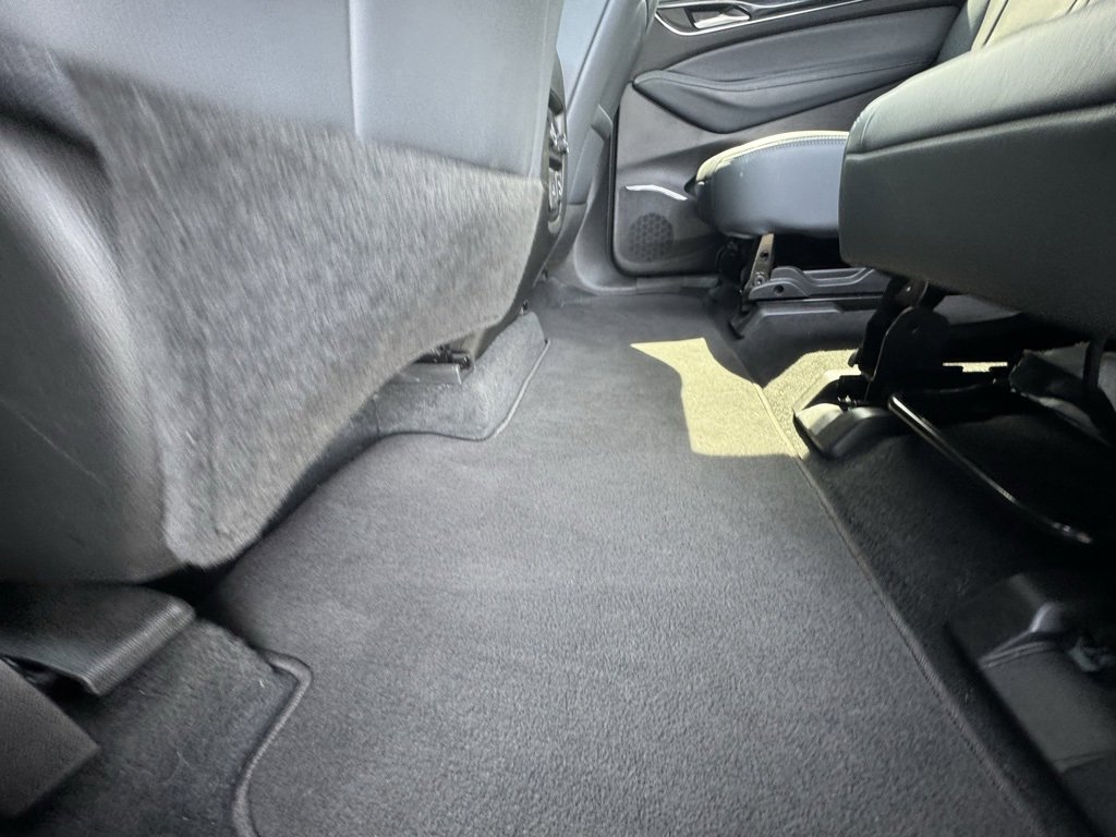 Used 2024 Buick Enclave Premium image 41