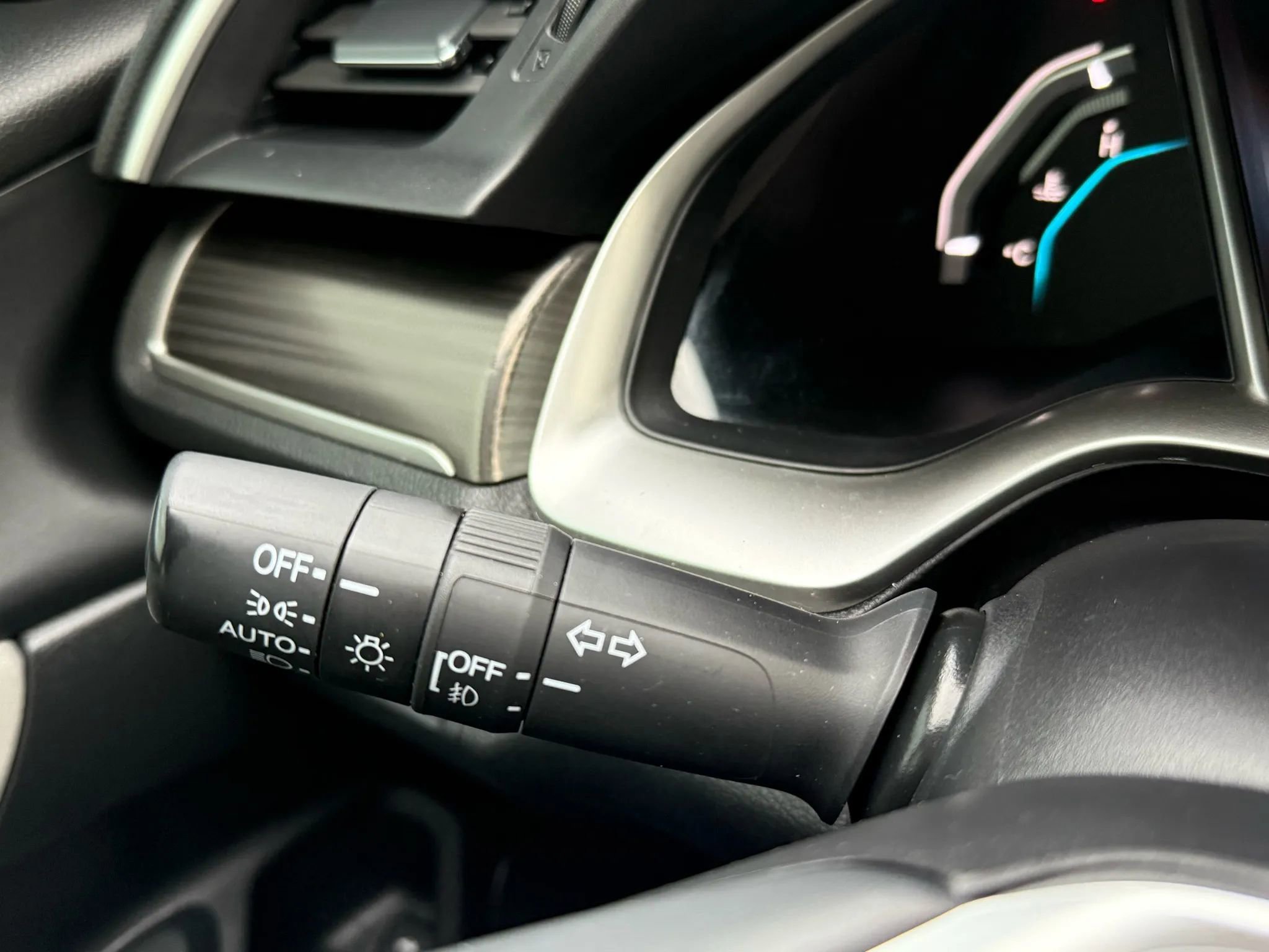 Used 2019 Honda Civic EX image 29