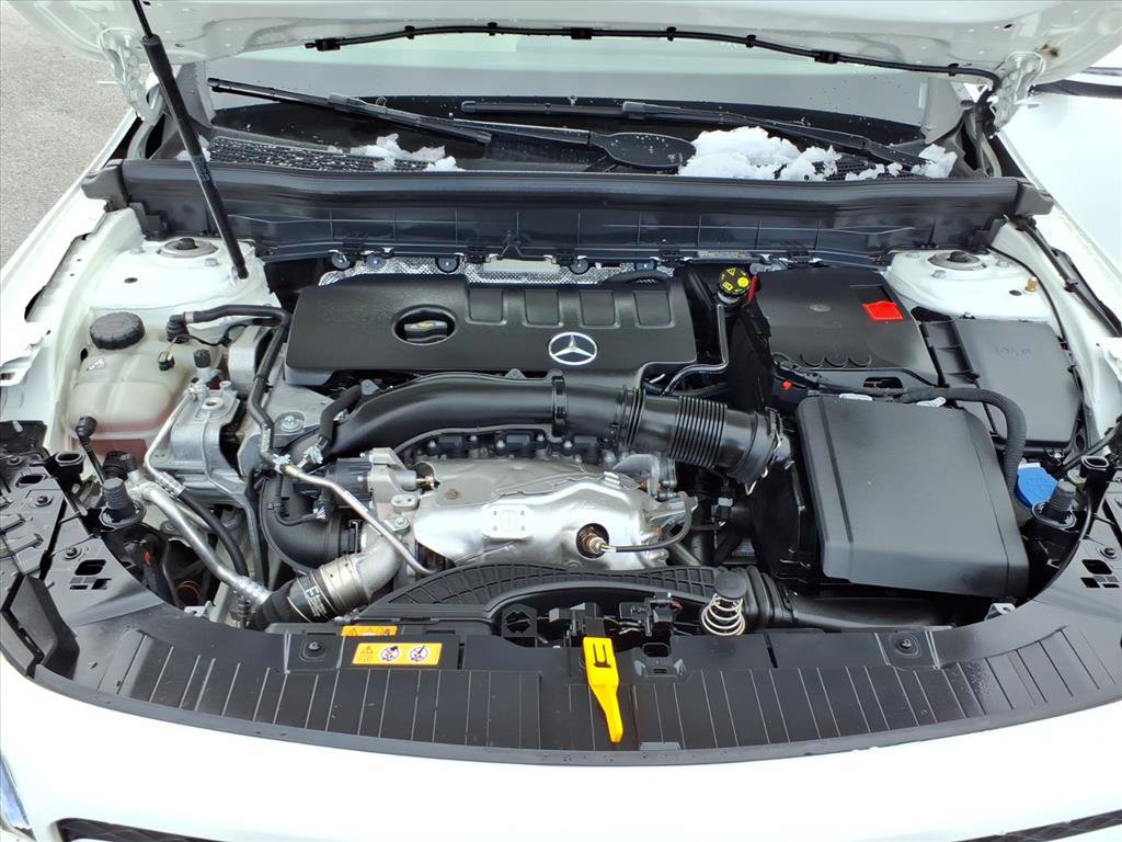 Certified 2022 Mercedes-Benz GLB 250 4MATIC image 10