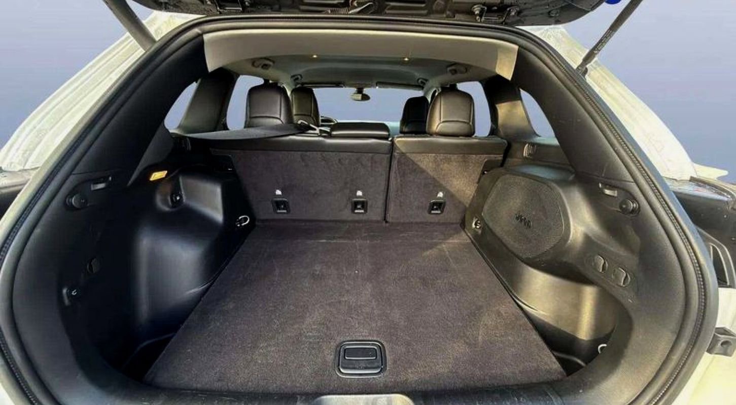 Used 2020 Jeep Cherokee Limited image 18