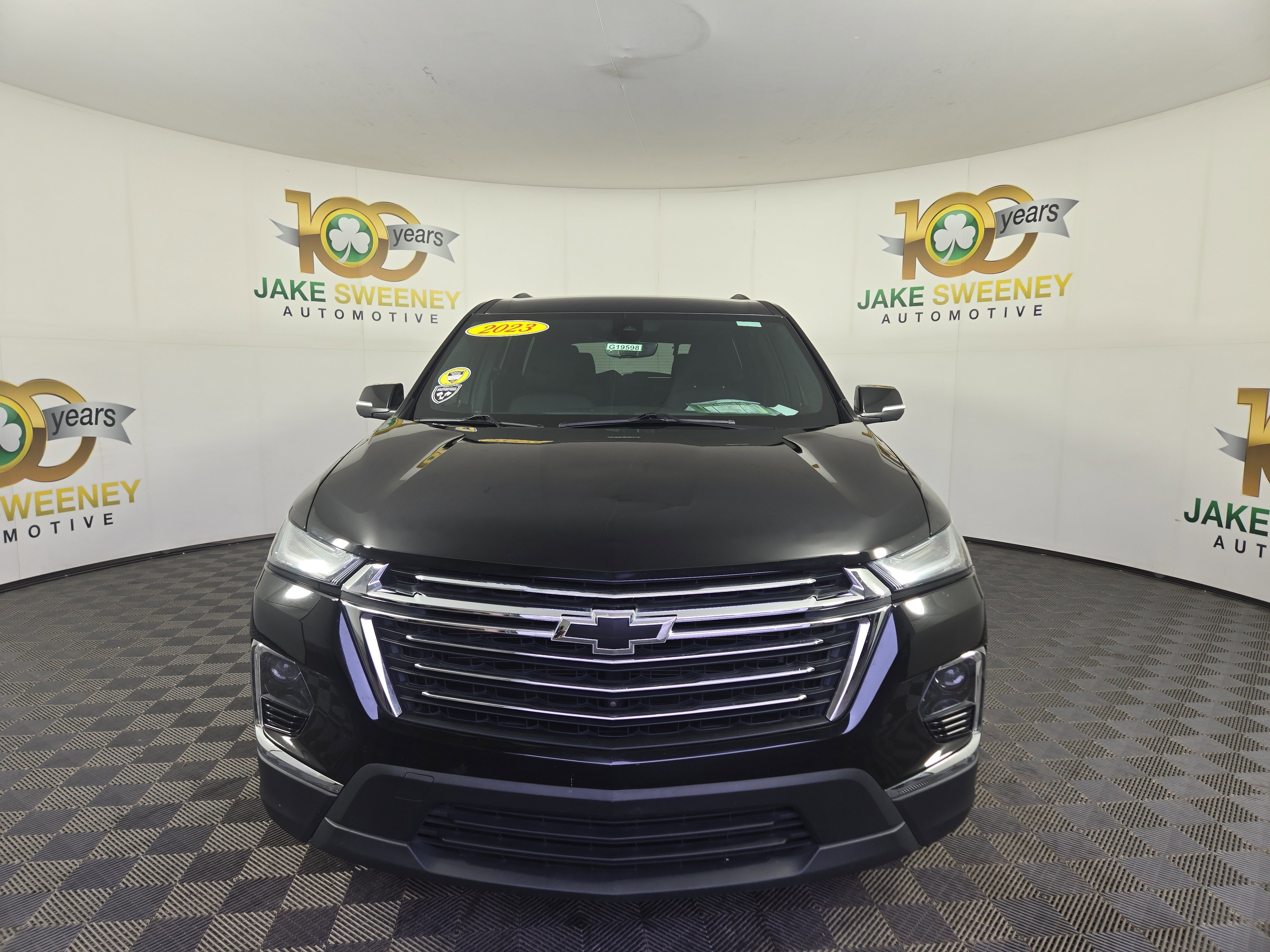 Certified 2023 Chevrolet Traverse LT image 2