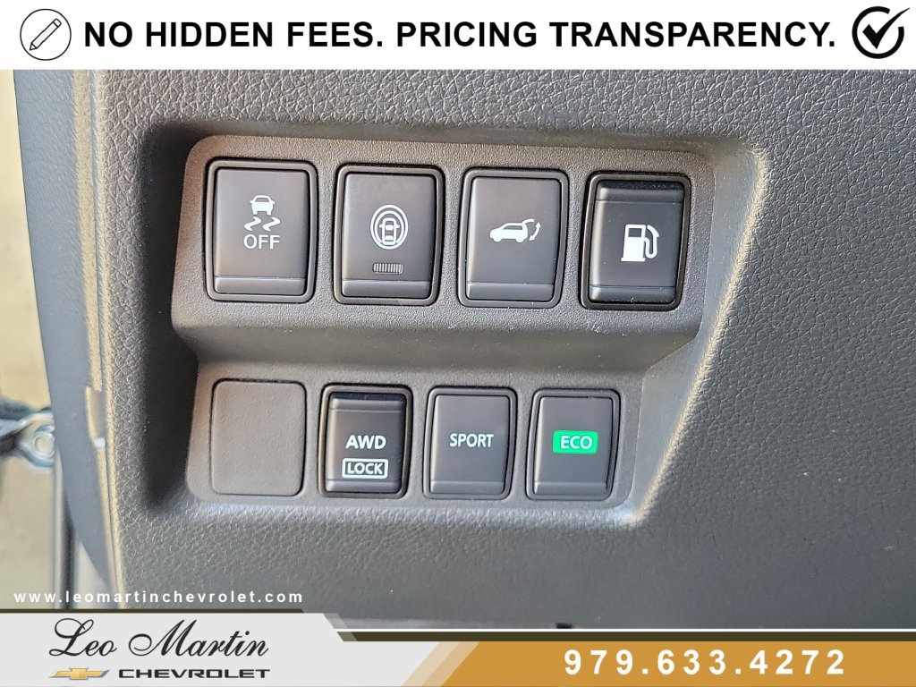 Used 2020 Nissan Rogue SV AWD/4WD image 17