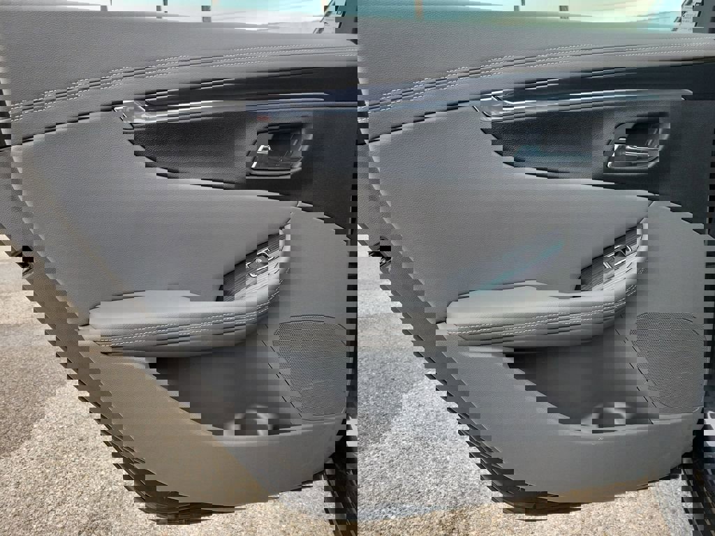 Used 2018 Chevrolet Impala LS image 7