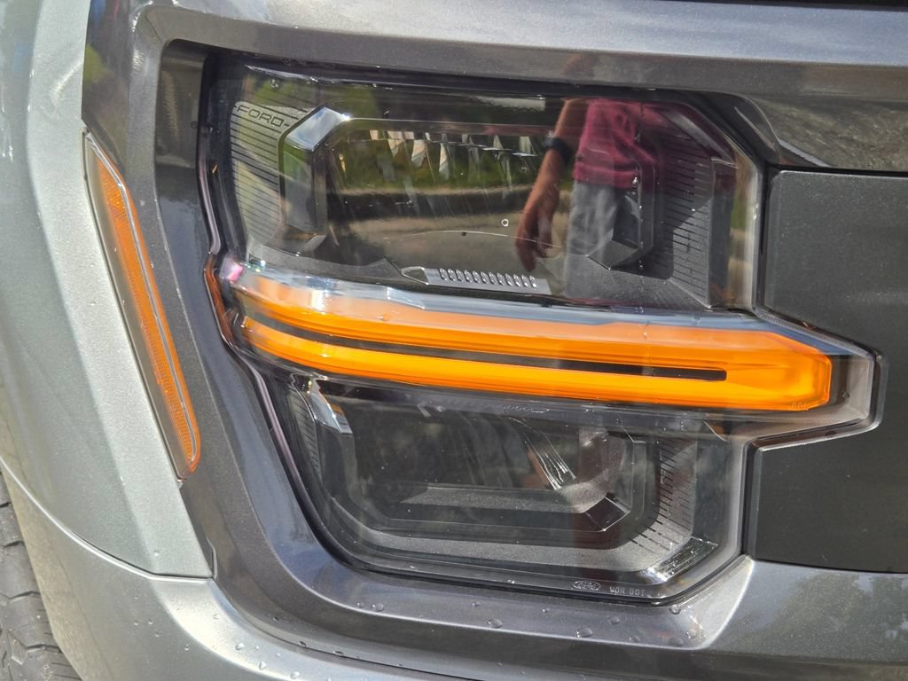 Used 2024 Ford F150 STX AWD/4WD image 4