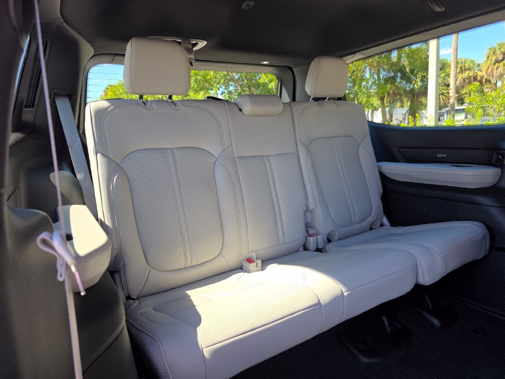 New 2027 Jeep Grand Wagoneer 4WD image 20