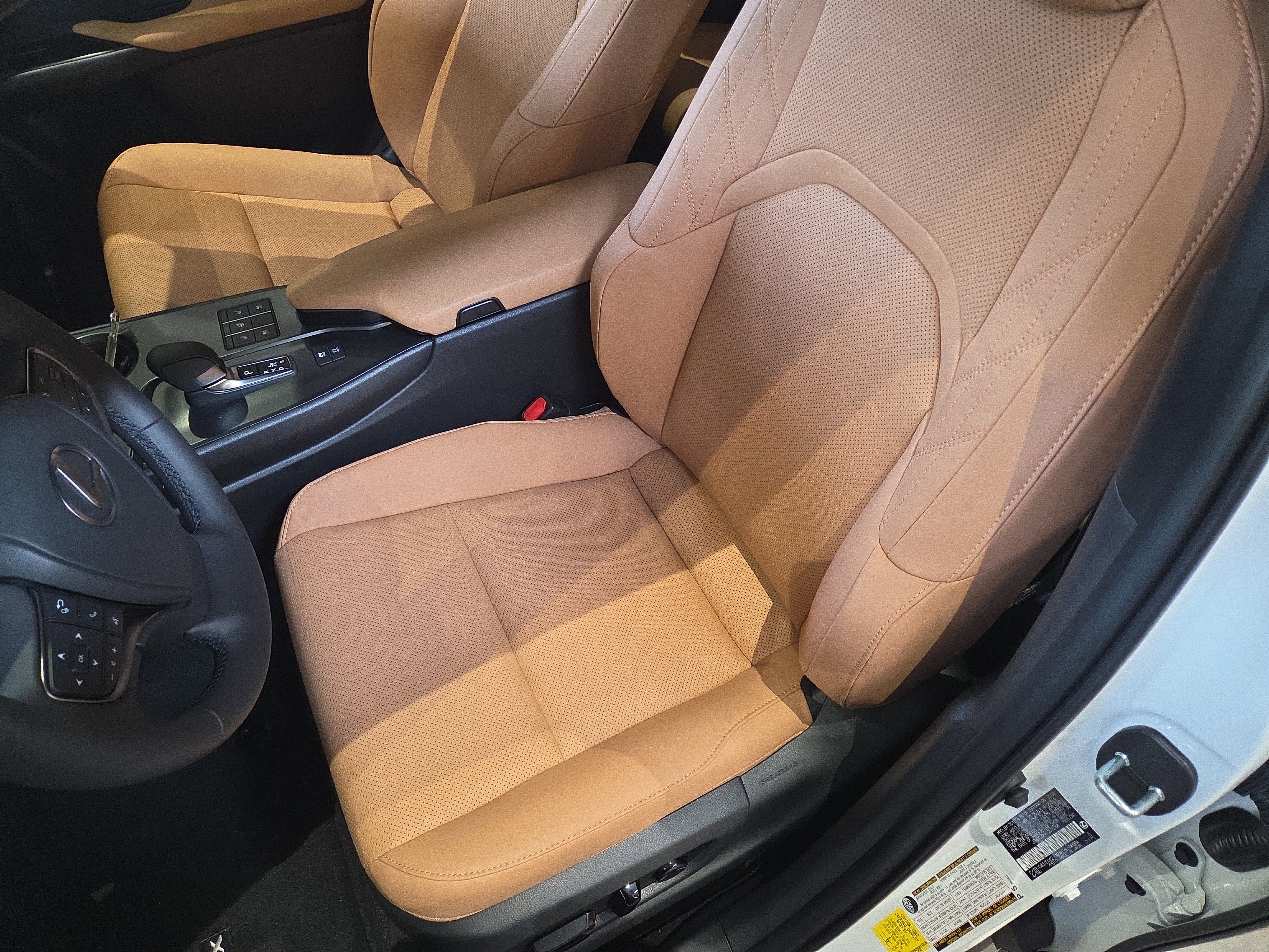 New 2026 Lexus UX 300h AWD image 6