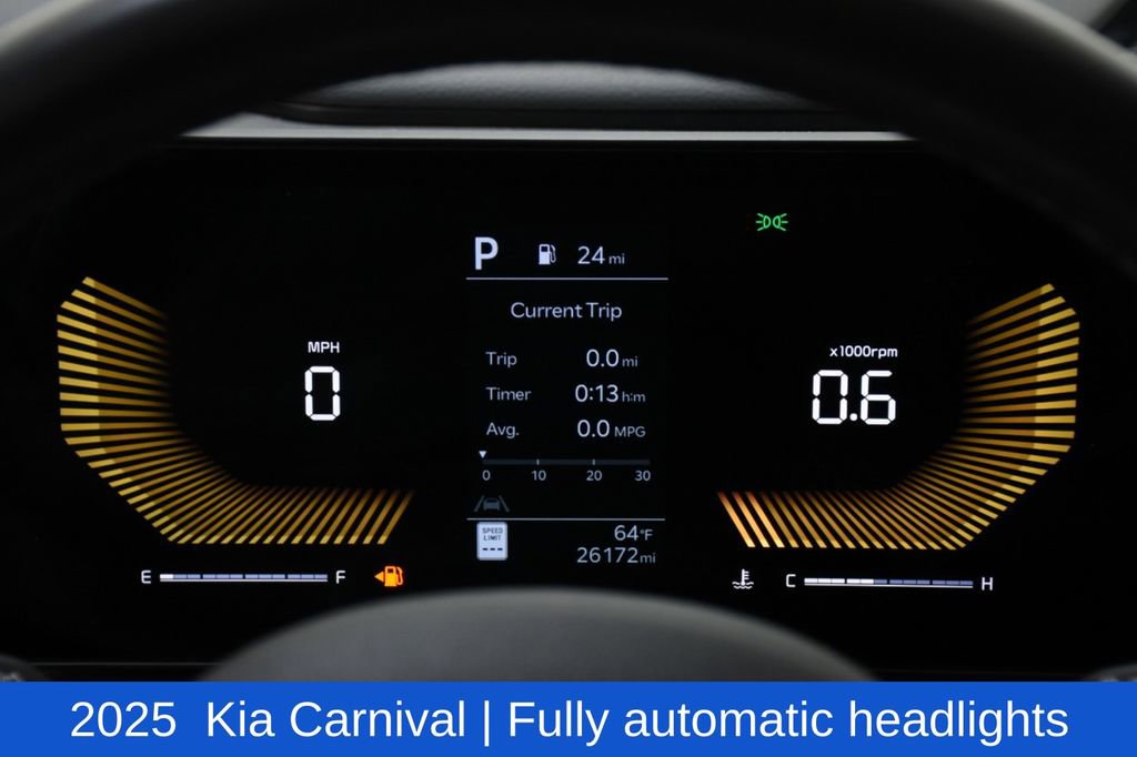 Used 2025 Kia Carnival FWD image 13