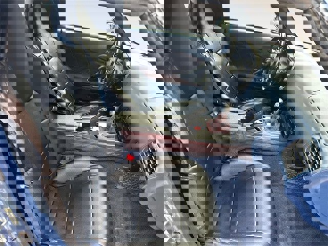 Used 2004 Honda S2000 image 14