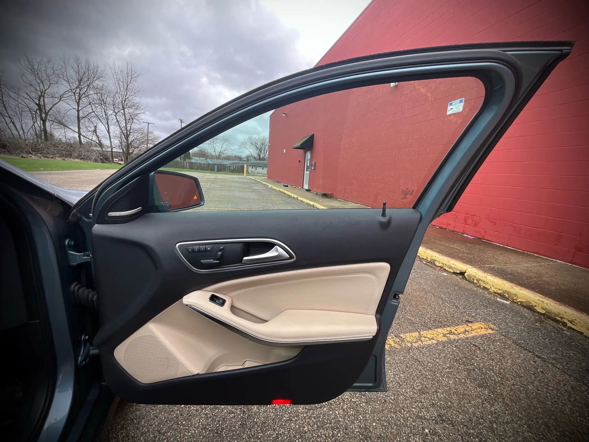 Used 2015 Mercedes-Benz GLA 250 GLA 250 4MATIC Sport Utility 4 image 29