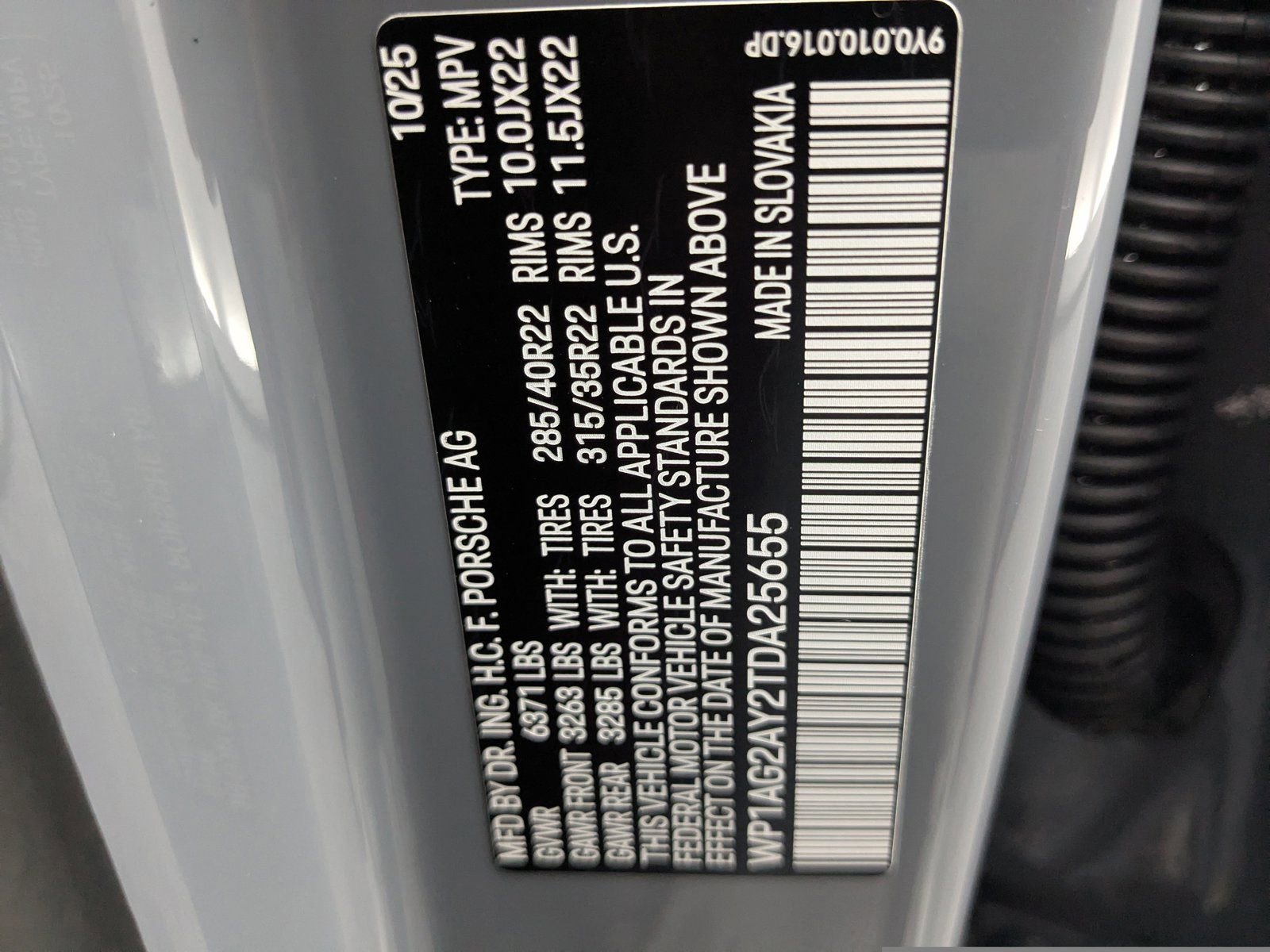 New 2026 Porsche Cayenne GTS image 27