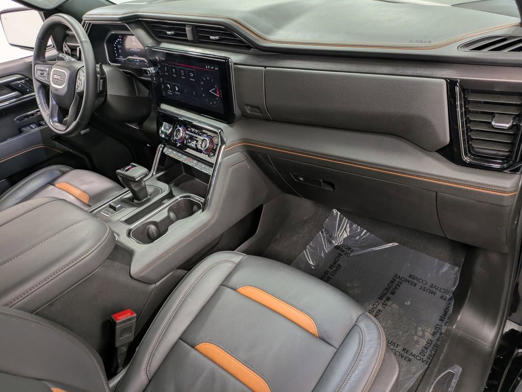 Used 2024 GMC Sierra 1500 AT4 w/ Technology Package image 30