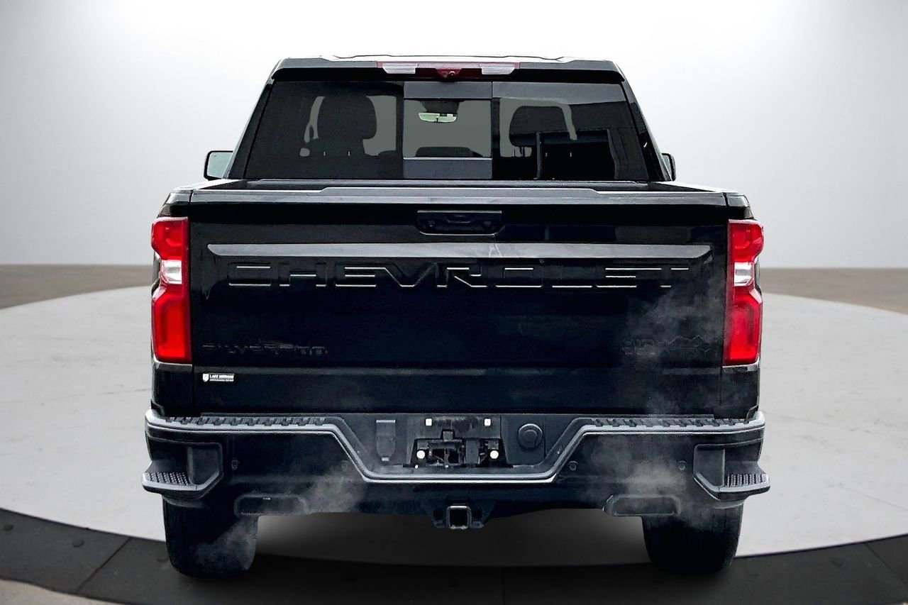 Used 2025 Chevrolet Silverado 1500 High Country w/ Midnight Edition image 8
