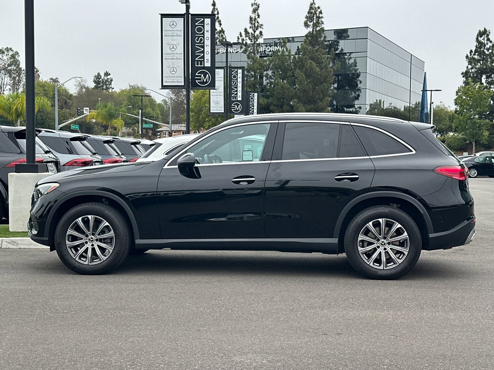 Certified 2023 Mercedes-Benz GLC 300 image 6