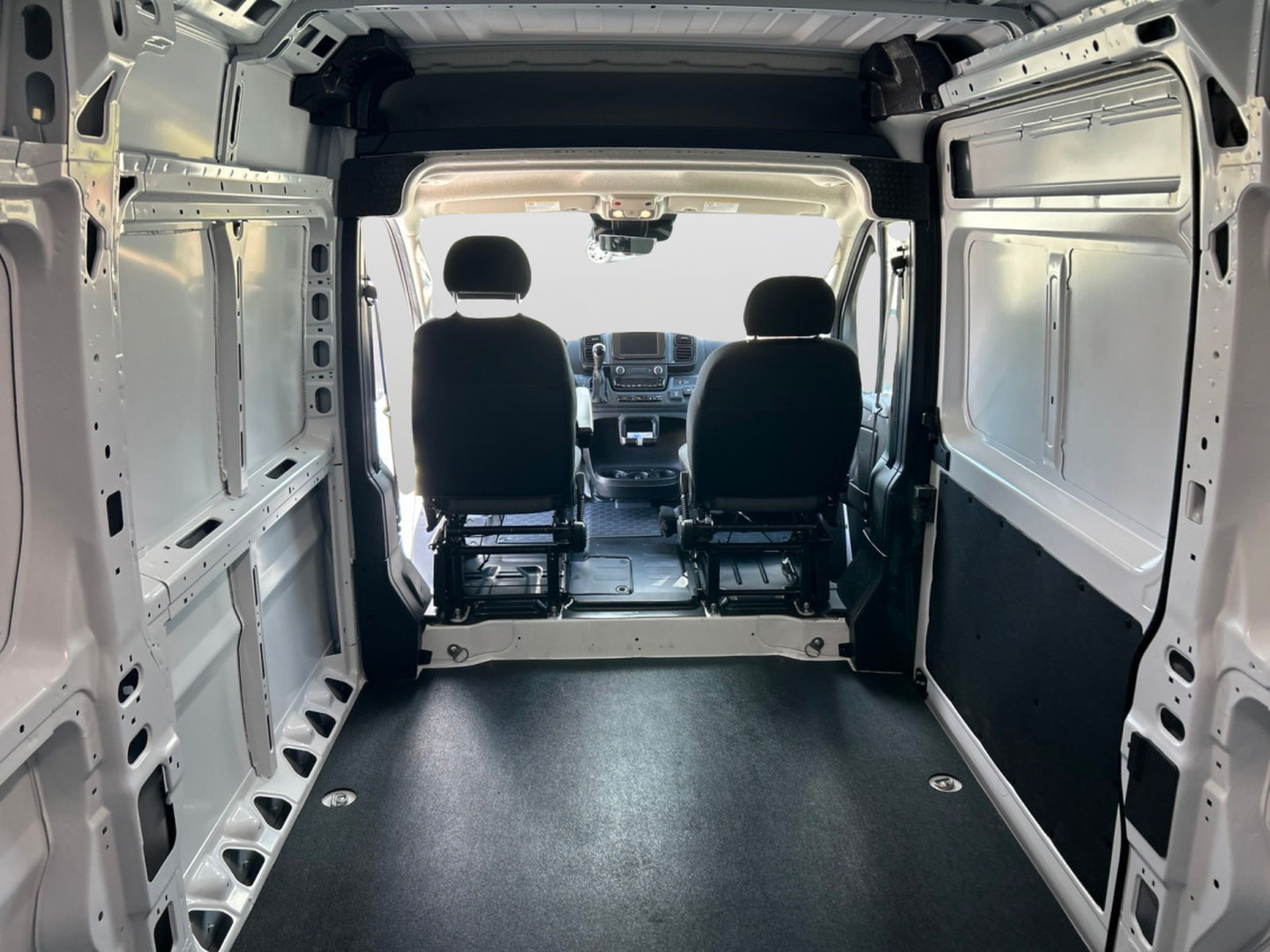 New 2026 RAM ProMaster 2500 w/ Advanced Safety Group FWD image 6