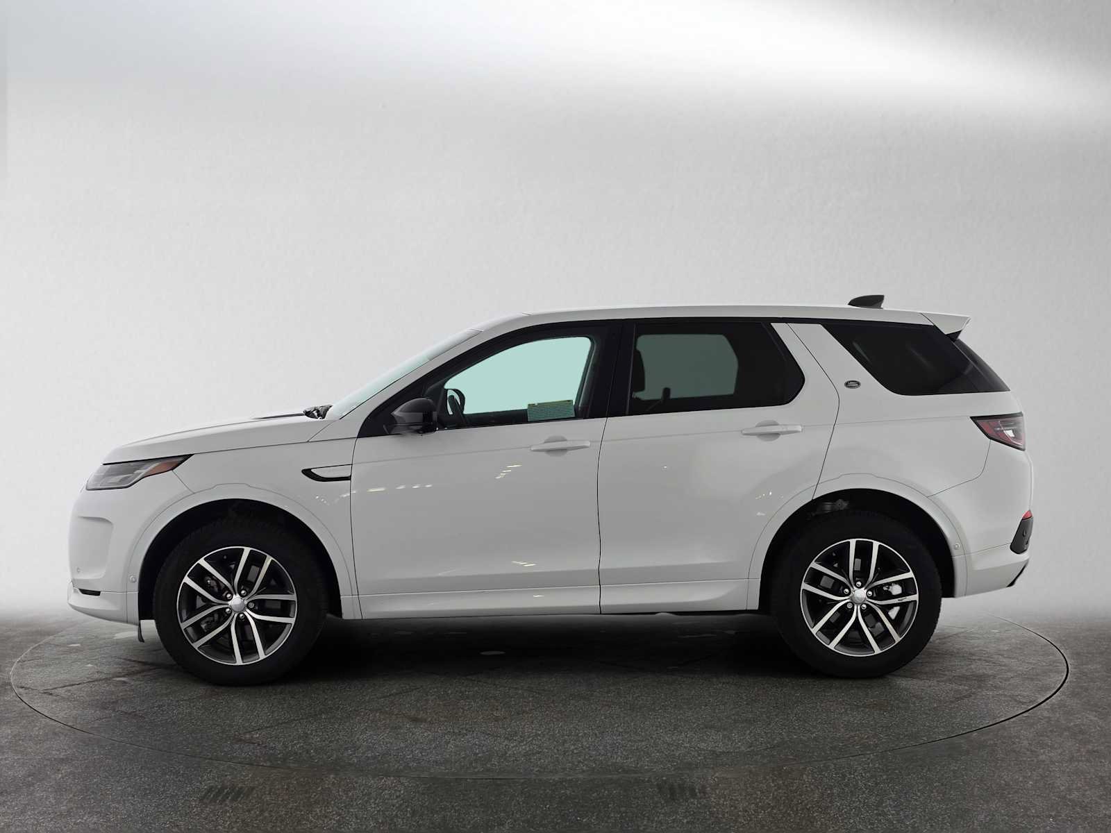 Used 2025 Land Rover Discovery Sport S AWD/4WD image 2