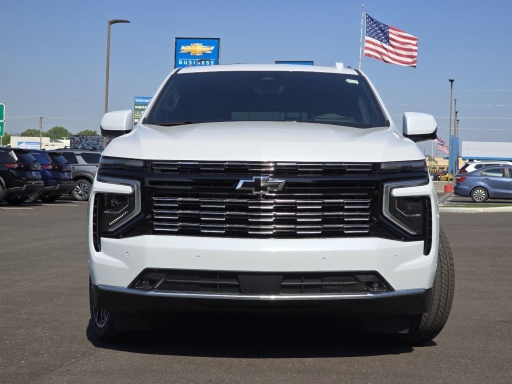 New 2026 Chevrolet Suburban High Country AWD/4WD image 12