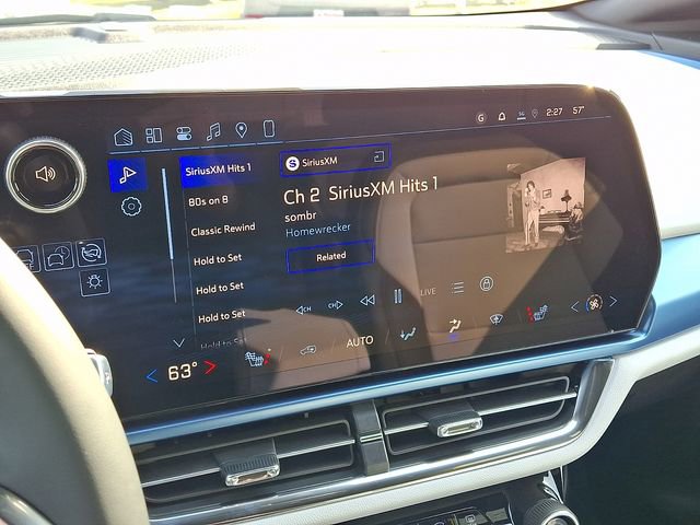 New 2026 Chevrolet Equinox EV LT image 13