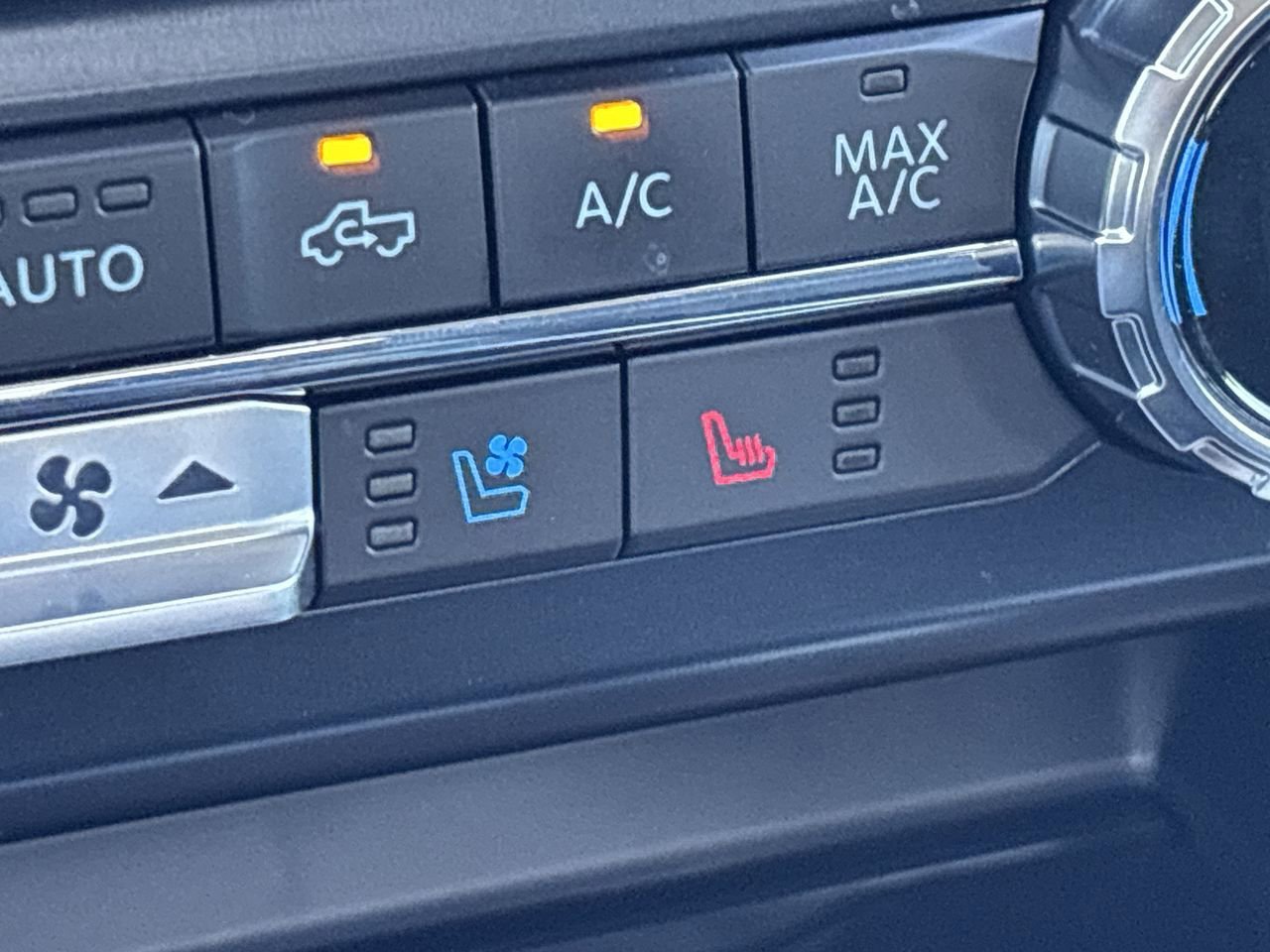 Used 2024 Ford F250 Lariat w/ Sport Appearance Package image 26