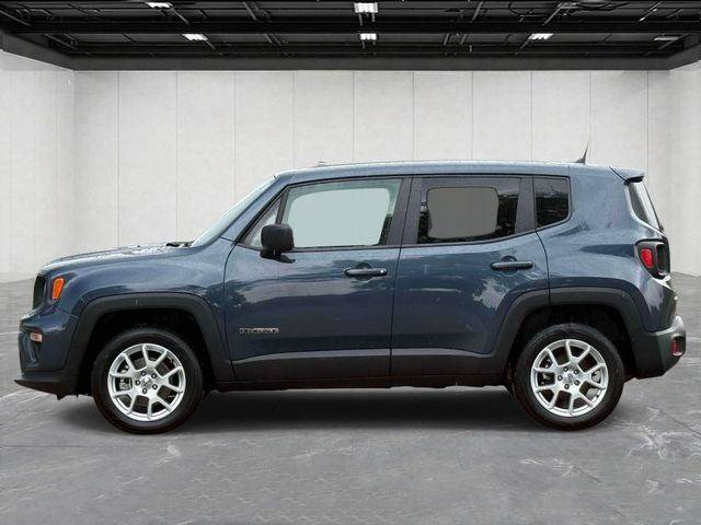Certified 2023 Jeep Renegade Latitude AWD/4WD image 2