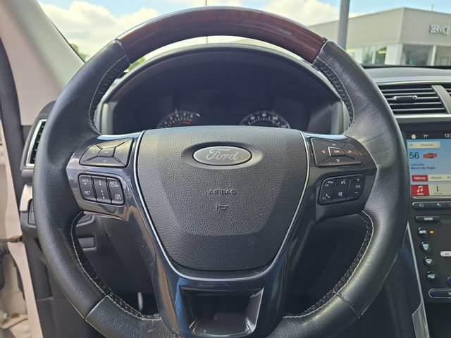 Used 2019 Ford Explorer Platinum AWD/4WD image 13