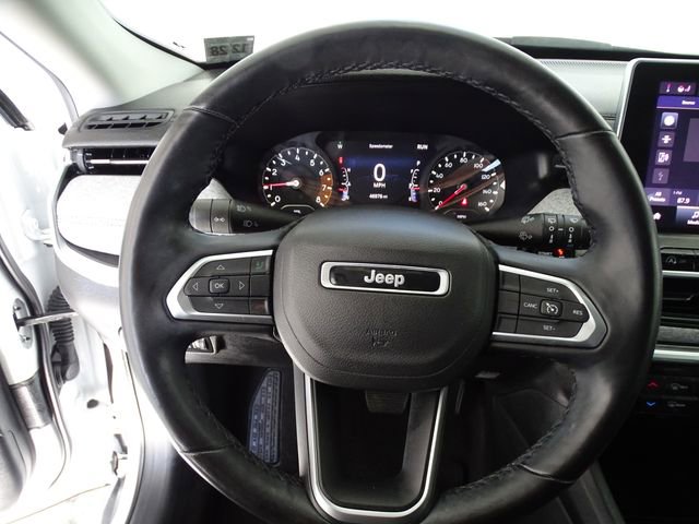 Used 2022 Jeep Compass Latitude w/ Sun and Sound Group image 6