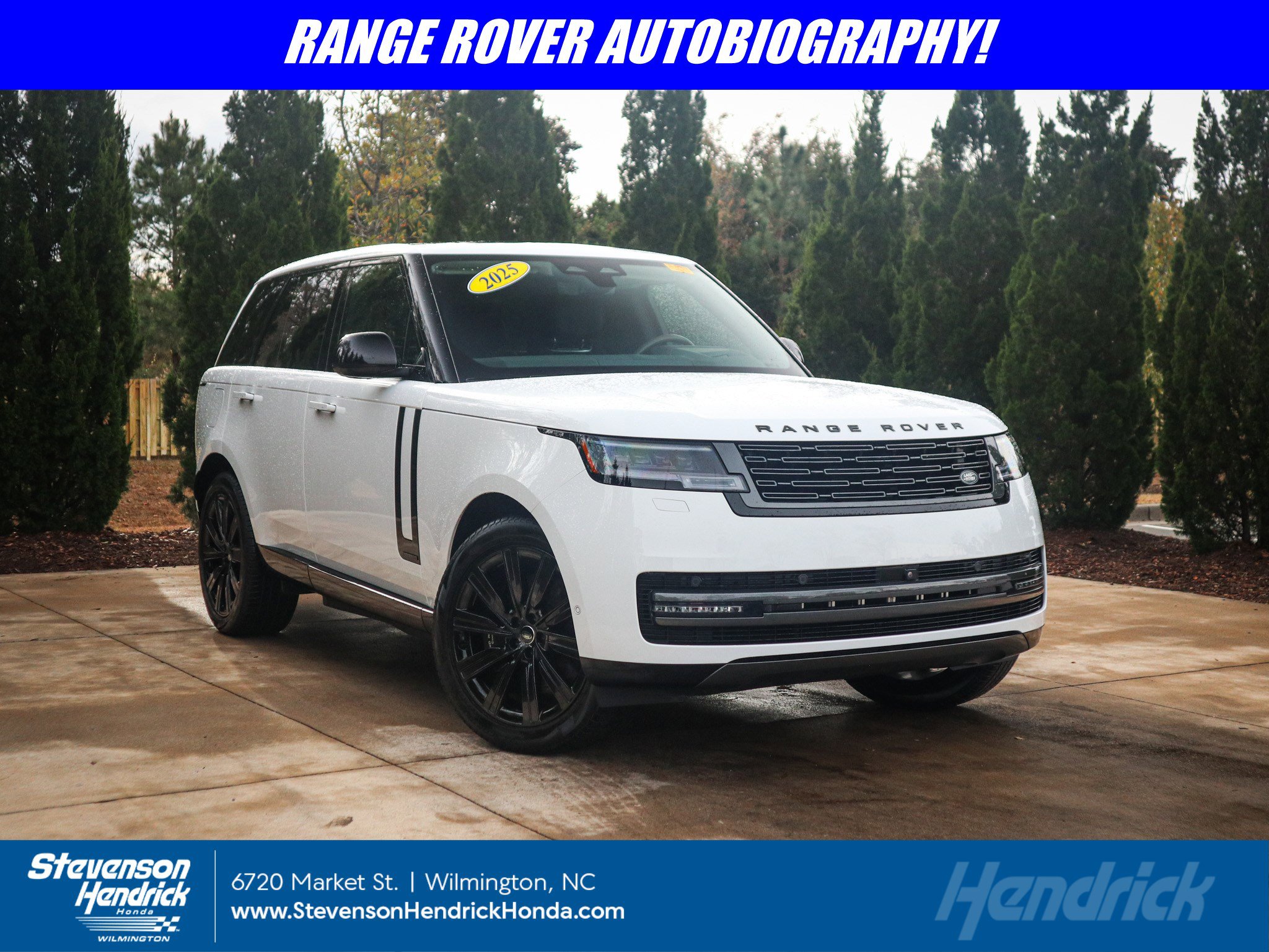Used 2025 Land Rover Range Rover Autobiography image 1